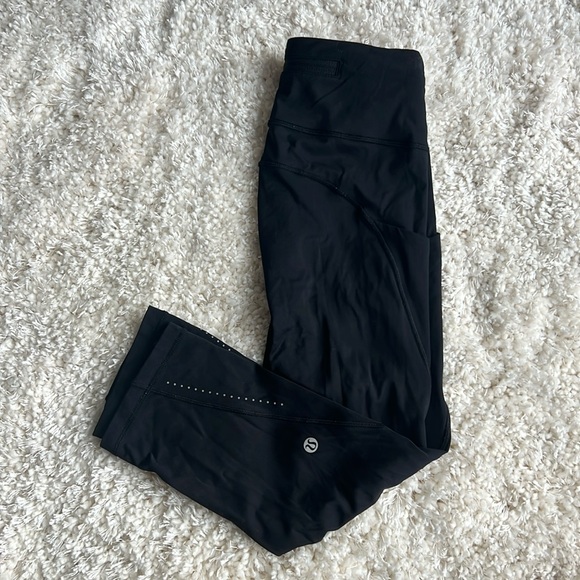 Lululemon Leggings with Pockets size 2 - Picture 1 of 3
